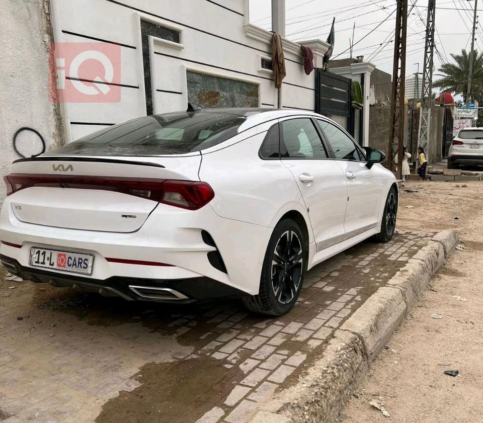 كيا K5